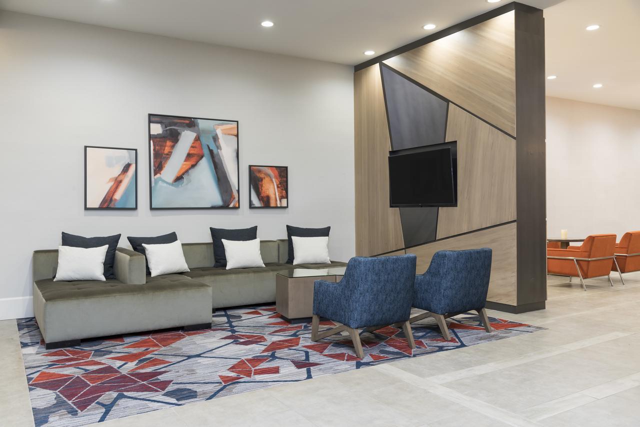 Sonesta Hotel Grand Rapids Airport Kentwood Exterior photo